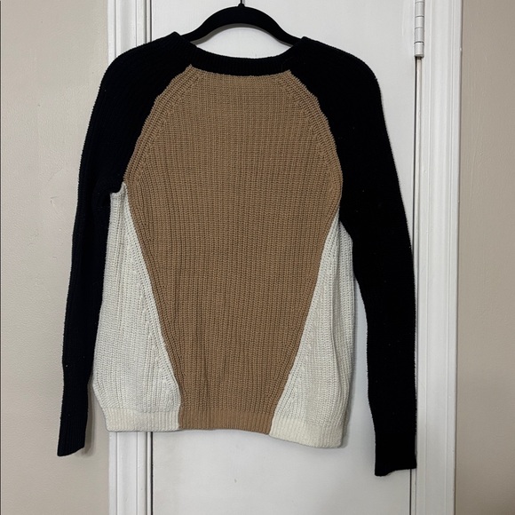 Express Colorblock Sweater - Picture 4 of 5